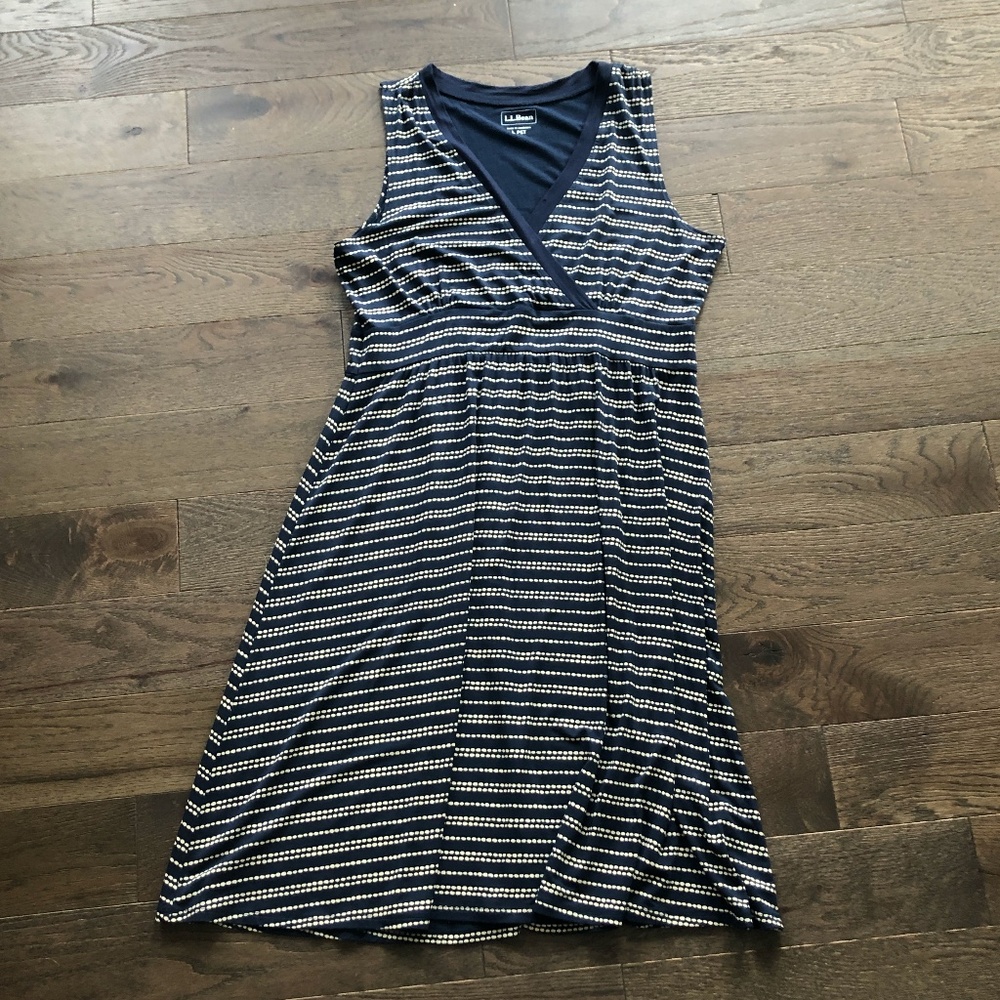 LL Bean Dress Surplice Sleeveless Navy Blue w/Cream Polka Dot Stripes - Large Pe